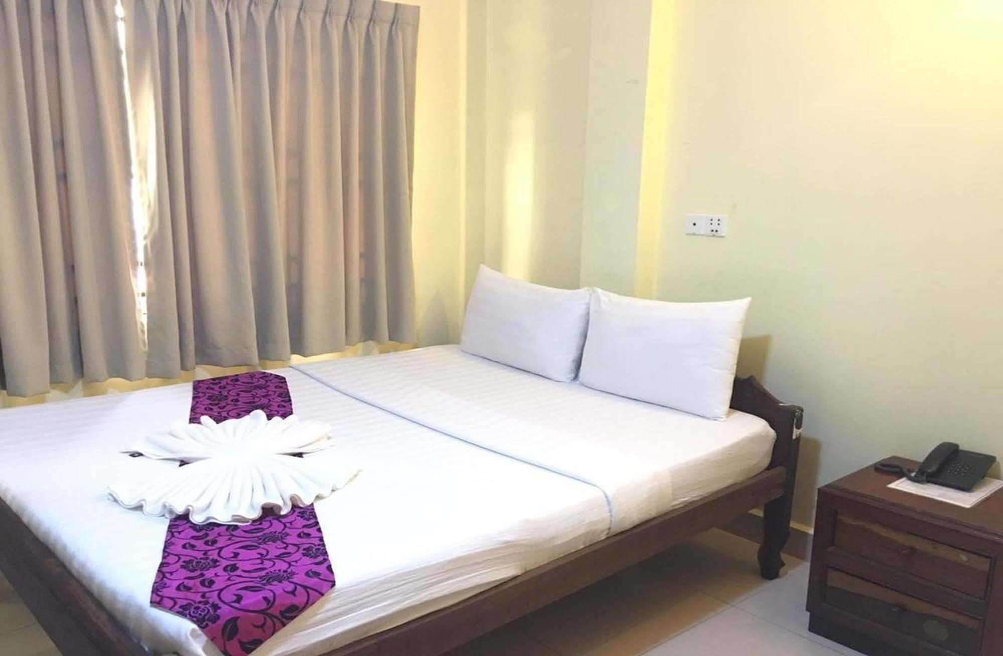 Homeland Guesthouse Phnom Penh Exterior foto